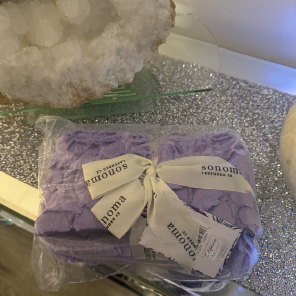 Sonoma Lavender Eye Spa Mask in Bellflower Rose Purple NEW - Picture 9 of 16